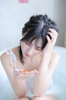 她叫的越疼我越用力